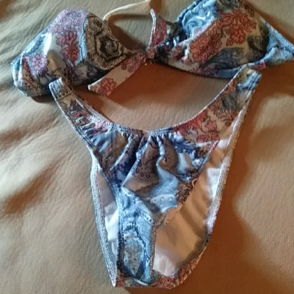 Bikini